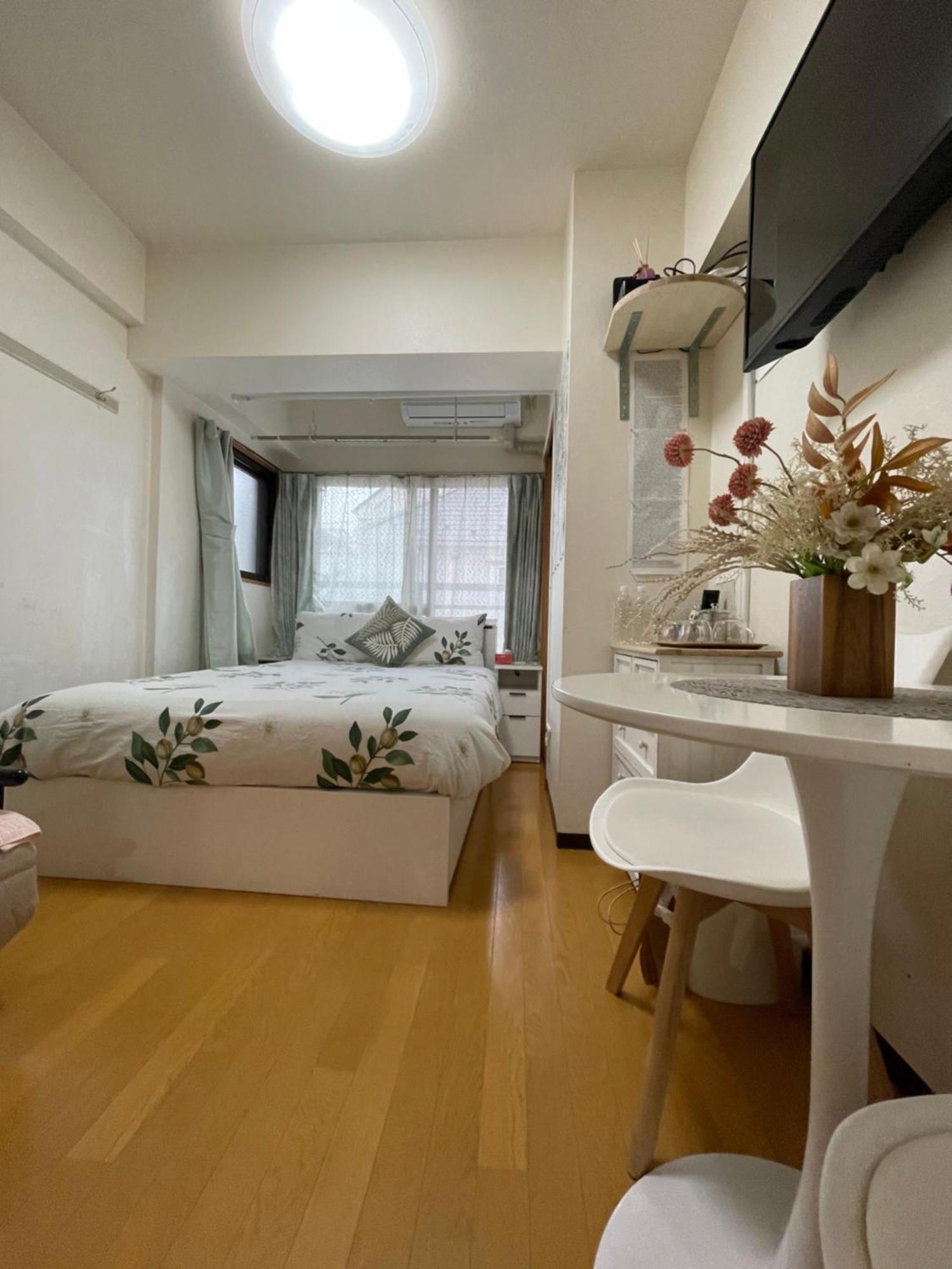 新宿安靜の家-A Quiet Home In Shinjuku - A 26 Square Meter Double Bed Room That Feels Like Home Prefektura Tokio Exteriér fotografie